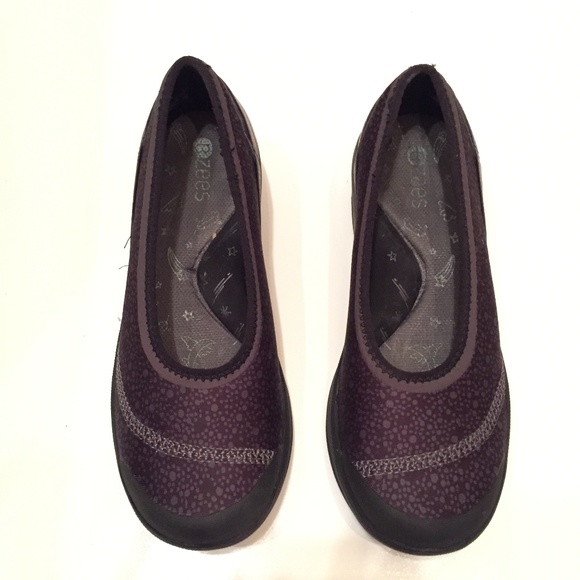 bzees lipstick washable slip on shoe